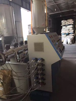 75kg干燥机 张家港市华德机械75kg料斗式干燥机烘干机65单螺杆主机pe,ppr热风_塑机配件_机械配件_其他_产品库_中国塑料机械网